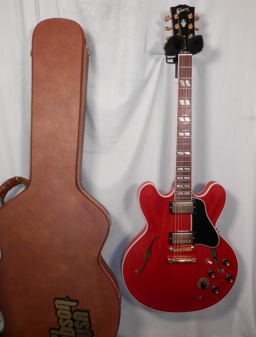 1999 Gibson Custom ES-345 Varitone Cherry Red Semi-Hollow Electric Guitar with original case