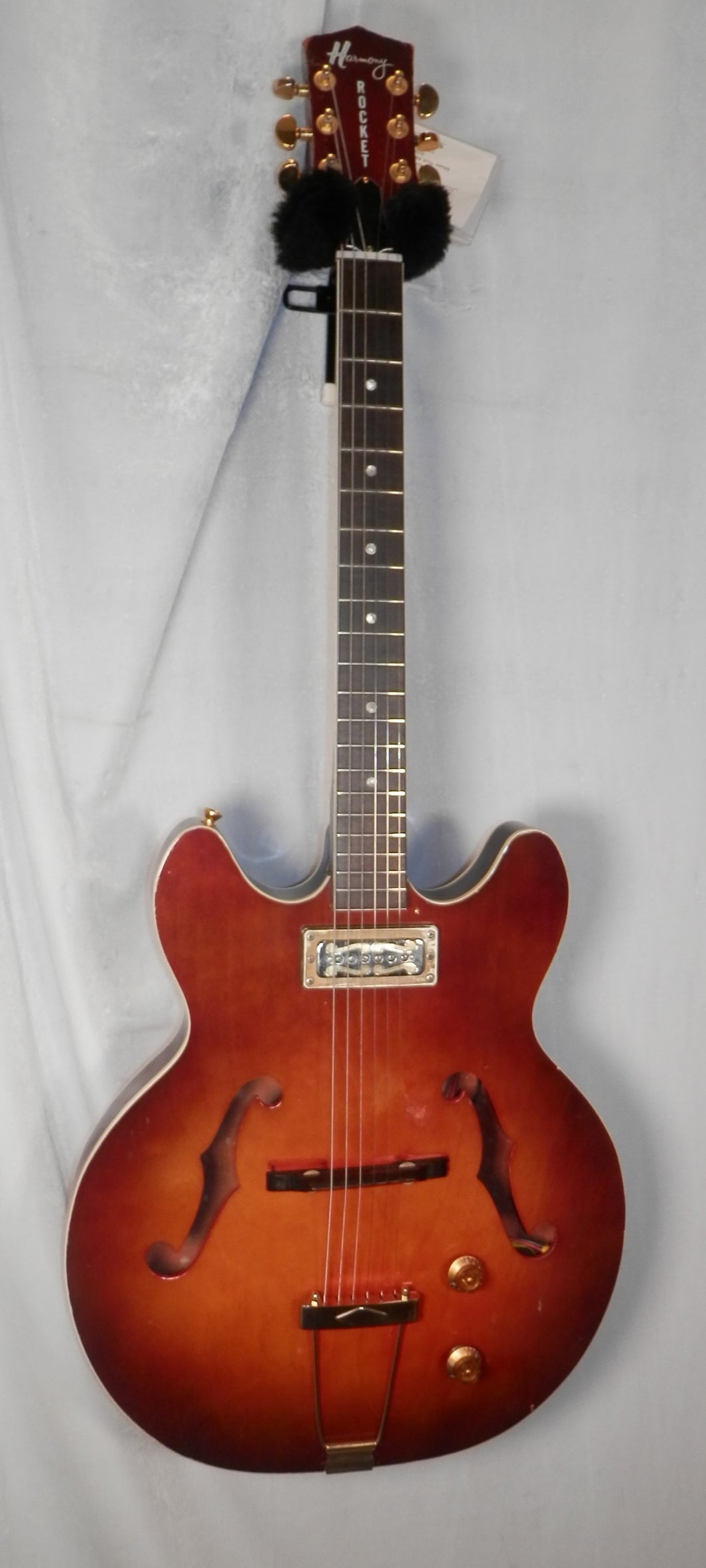 Harmony H-53-1 Rocket Hollow Body electric guitar Sunburst vintage