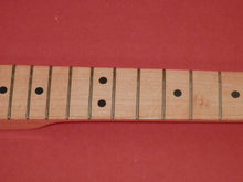 Load image into Gallery viewer, Fender Stratocaster Neck Maple 1972-75 Vintage (modified)
