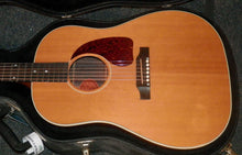 Load image into Gallery viewer, Gibson J-45 RW Rosewood Acoustic Electric Guitar with case used 2001 Bozeman MT
