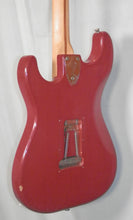 Load image into Gallery viewer, Fender USA Stratocaster with Lollar Blackface Pickups vintage 1979-80 Red
