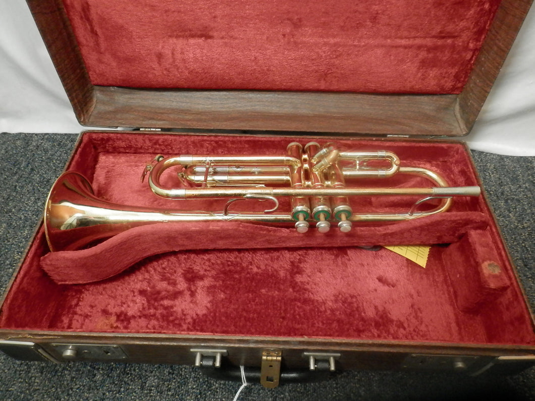 King Cleveland Superior Bb trumpet with case used Recently serviced