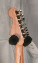 Load image into Gallery viewer, Fender Made in Mexico Stratocaster Cream electric guitar used 2005
