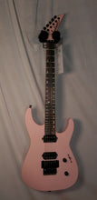 Load image into Gallery viewer, Jackson American Virtuoso Floyd Rose Shell Pink 24-fret electric guitar with case used
