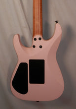 Load image into Gallery viewer, Jackson American Virtuoso Floyd Rose Shell Pink 24-fret electric guitar with case used
