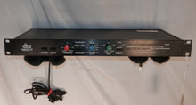 Load image into Gallery viewer, dbx 160XT Compressor/Limiter rack effect unit used SERVICED with UPGRADED CAPS
