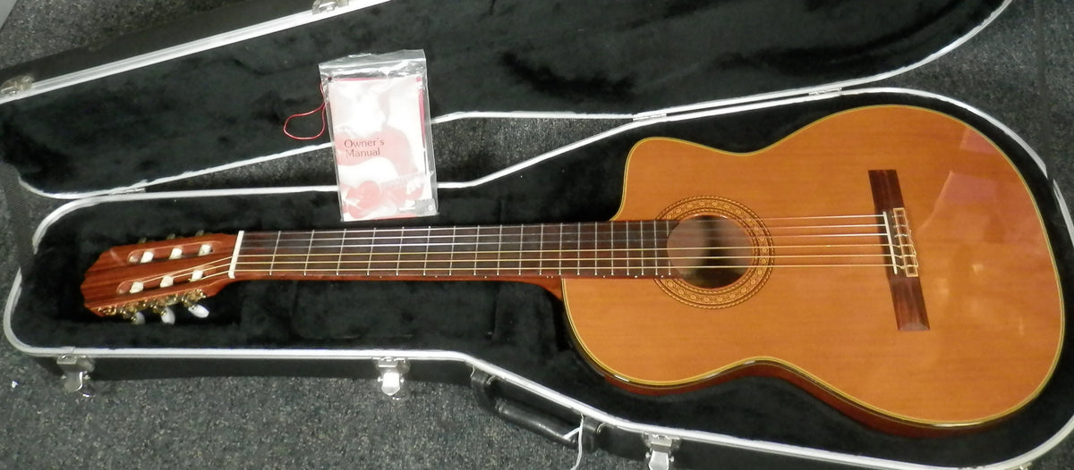 Takamine CD132SC Classical Cutaway Acoustic Electric Guitar with case