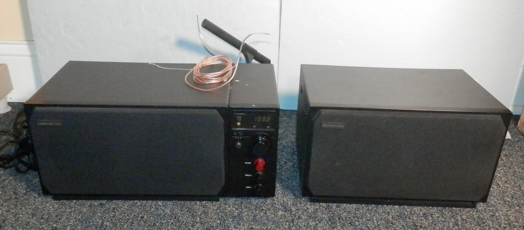 Proton 300 AM/FM Stereo Radio + Proton 301 Speaker set used