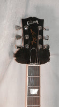 Load image into Gallery viewer, Gibson Les Paul Modern Lefty Pelham Blue with case 2022
