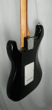 Load image into Gallery viewer, Squier by Fender Classic Vibe &#39;70s Stratocaster Black w/ White Pearloid Pickguard electric guitar used Strat 2022
