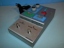 Load image into Gallery viewer, Mu-Tron Octave Divider effect pedal vintage 1970s MUSITRONICS
