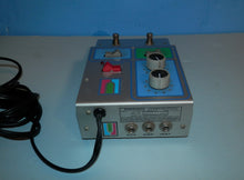 Load image into Gallery viewer, Mu-Tron Octave Divider effect pedal vintage 1970s MUSITRONICS
