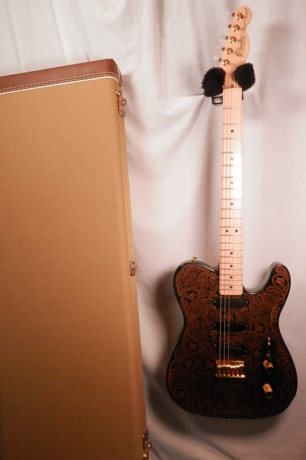 Fender James Burton Signature Telecaster Black Gold Paisley with tweed case used 2002 USA Tele