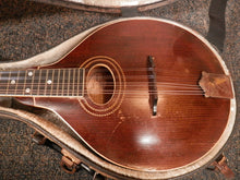 Load image into Gallery viewer, Gibson A2 Mandolin Kalamazoo Gibson Mandolin Guitar Co. C. 1918 with case
