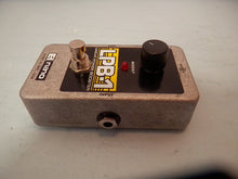 Load image into Gallery viewer, Electro-Harmonix LPB-1 Linear Power Booster guitar effect pedal used
