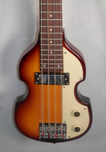 Load image into Gallery viewer, Hofner Contemporary HCT-SHVB-SB Shorty Violin Bass Sunburst with travel bag
