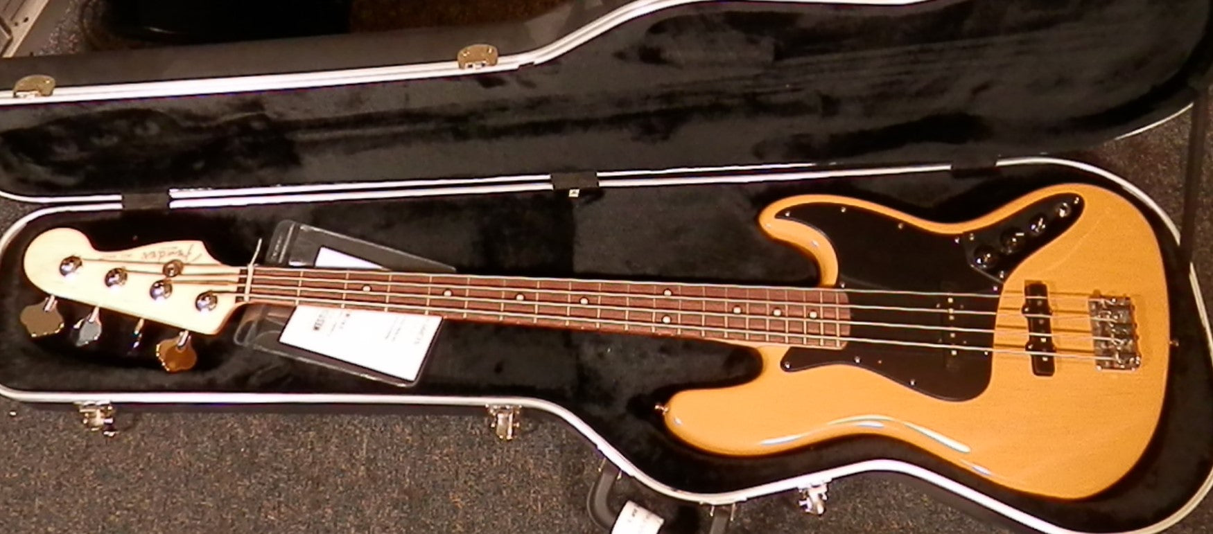 Fender 60th Anniversary American Jazz Bass Butterscotch