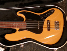 Load image into Gallery viewer, Fender 60th Anniversary American Jazz Bass Butterscotch Blonde Rosewood FB electric bass with case used 2006
