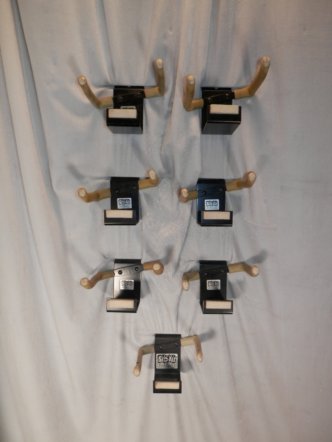 Sho-All Trumpet Holders for Slatboard Display Lot of 7 used