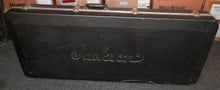 Load image into Gallery viewer, Jackson Kelly JC902 hardshell electric guitar case used
