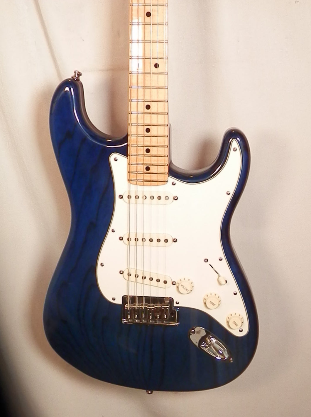 Fender Custom Shop Stratocaster Trans Sapphire Blue with custom shop case used