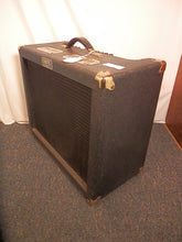 Load image into Gallery viewer, Crate Vintage Club 30 All Tube Guitar Combo Amp used
