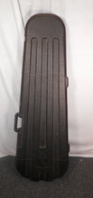 Load image into Gallery viewer, Peavey Electric Bass Hardshell Case vintage used
