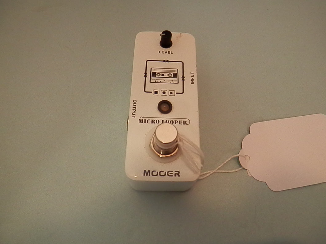 Mooer Micro Looper loop pedal used