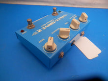 Load image into Gallery viewer, Fulltone Full Drive 2 overdrive guitar effect pedal used
