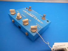 Load image into Gallery viewer, Fulltone Full Drive 2 overdrive guitar effect pedal used
