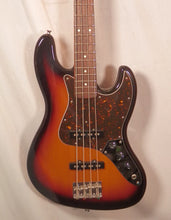 Load image into Gallery viewer, Fender Jazz Bass Sunburst Rosewood Fingerboard Electric Bass used Made in Japan 1994-95
