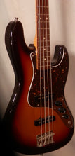 Load image into Gallery viewer, Fender Jazz Bass Sunburst Rosewood Fingerboard Electric Bass used Made in Japan 1994-95
