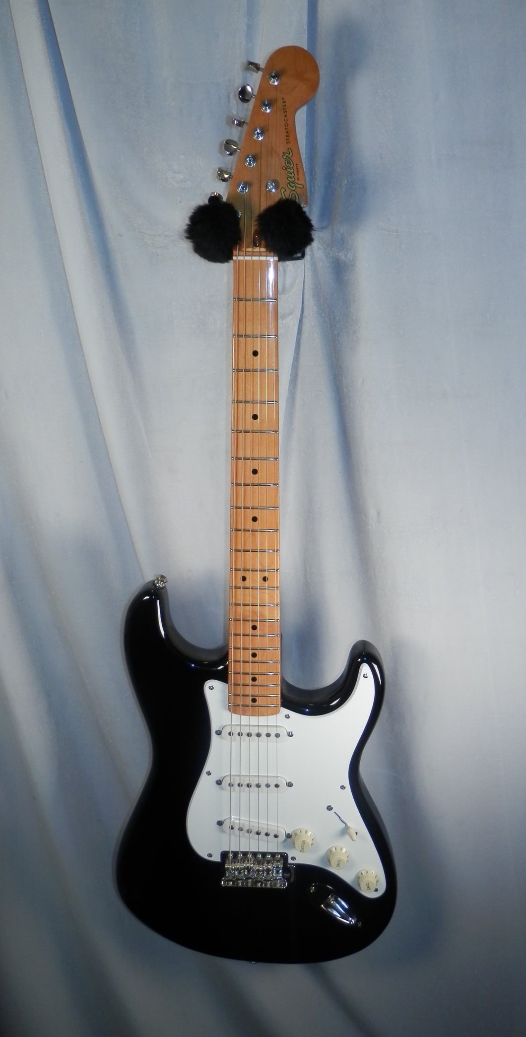 Squier by Fender 50's Classic Vibe Stratocaster Maple Neck Black Finish used electric guitar Strat