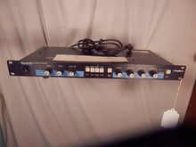 Load image into Gallery viewer, DigiTech RDS 1900 Digital Delay System rack effect used
