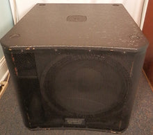 Load image into Gallery viewer, QSC KW181 1000-watt Powered 18&quot; Active Subwoofer used LOCAL PICKUP
