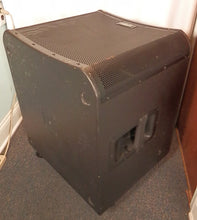 Load image into Gallery viewer, QSC KW181 1000-watt Powered 18&quot; Active Subwoofer used LOCAL PICKUP
