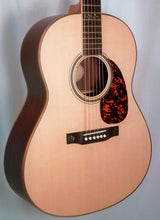 Load image into Gallery viewer, Larrivee L-03 Rosewood Vine Special w/ case (*Plus K&amp;K Mini + installation*)
