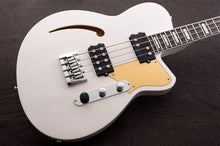 Load image into Gallery viewer, Reverend Dub King Trans White 4-string Semi-Hollow Short Scale Electric Bass NEW
