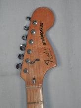 Load image into Gallery viewer, Fender USA Stratocaster with Lollar Blackface Pickups vintage 1979-80 Red
