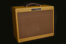 Load image into Gallery viewer, Victoria Vintage Tweed Ivy League 1x10&quot; Tube Combo Amp NEW Fender 5F10 Harvard Reproduction
