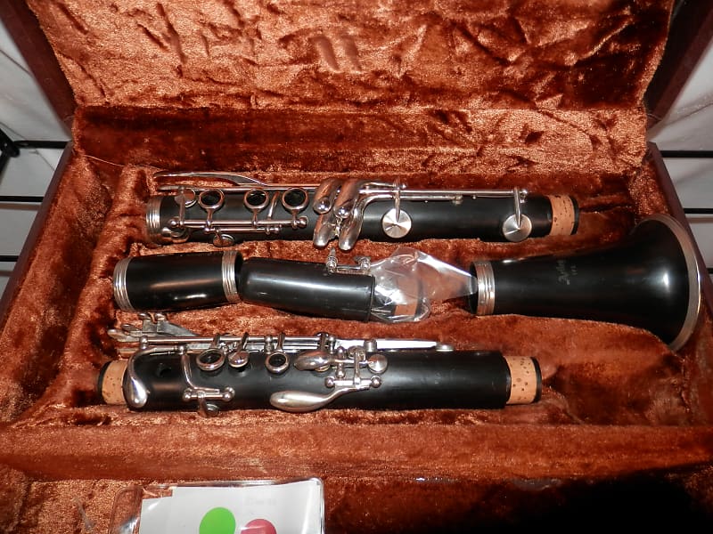 Artley Student Bb Clarinet with case and mouthpiece used Recently Serviced