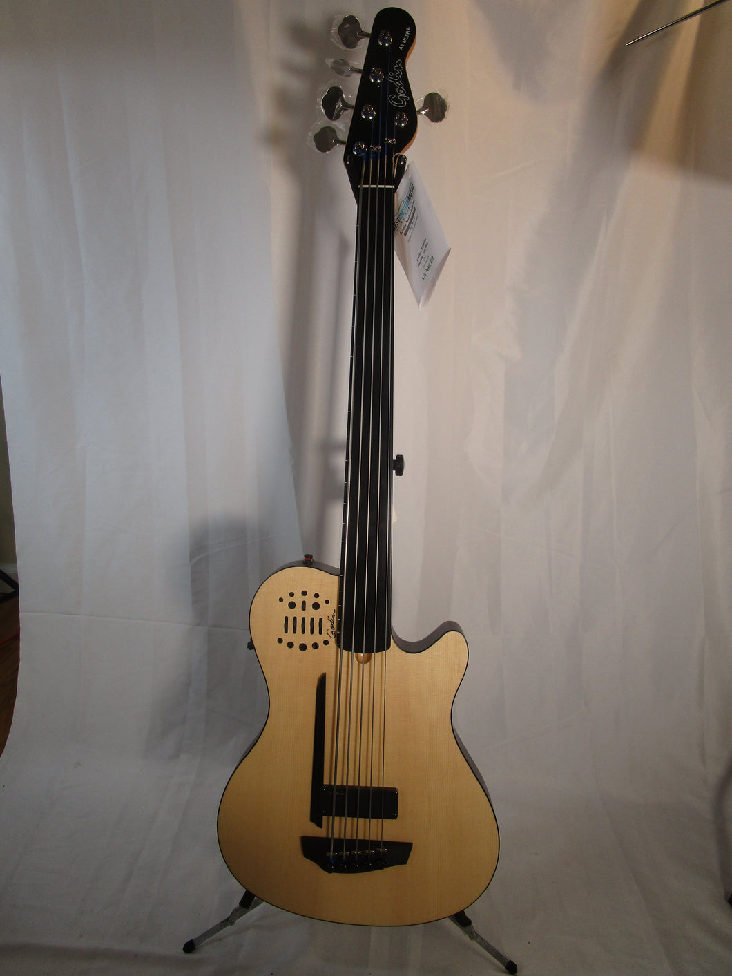 Godin 050789 A5 Ultra 5-String Fretless Bass