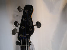 Load image into Gallery viewer, Godin 050789 A5 Ultra 5-String Fretless Bass
