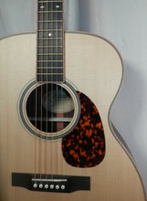 Load image into Gallery viewer, Larrivee OM-40 Rosewood Fast Neck Special Satin Natural Acoustic with case New
