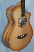 Load image into Gallery viewer, Breedlove Artista Concertina Natural Shadow Acoustic Electric Guitar, Myrtlewood
