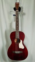 Load image into Gallery viewer, Art &amp; Lutherie Roadhouse Parlor Tennessee Red Acoustic Electric (Model # 042401)
