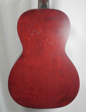 Load image into Gallery viewer, Art &amp; Lutherie Roadhouse Parlor Tennessee Red Acoustic Electric (Model # 042401)
