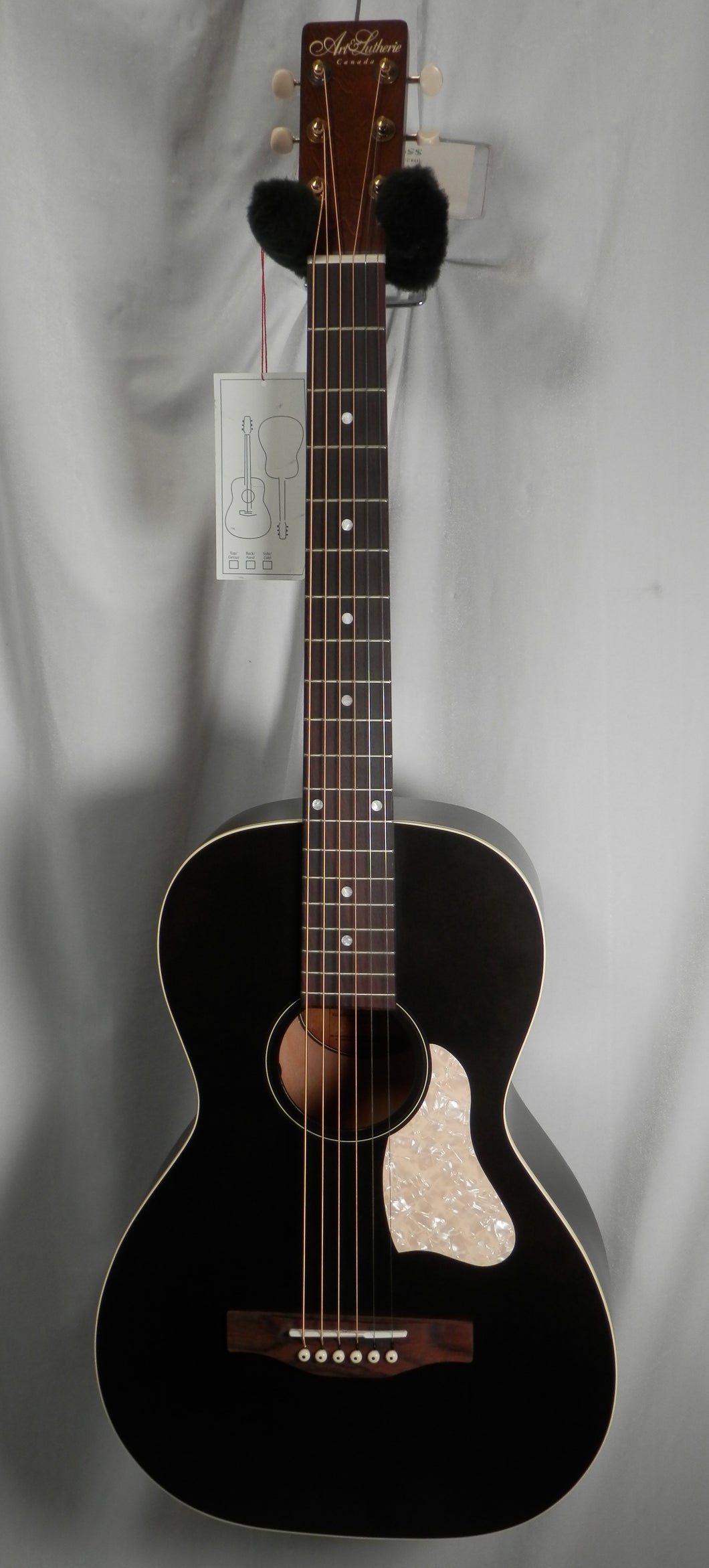 Art & Lutherie Roadhouse Faded Black Acoustic Electric Parlor Guitar(Model # 042418)