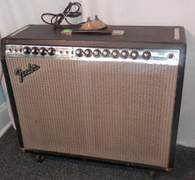 Load image into Gallery viewer, Fender Silver Face Twin Reverb 2x12 Tube Guitar Combo Amplifier used vintage 1975
