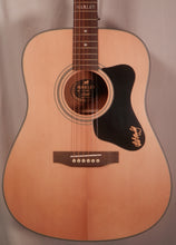Load image into Gallery viewer, Guild A-20 Marley Dreadnought Acoustic Guitar with gig bag
